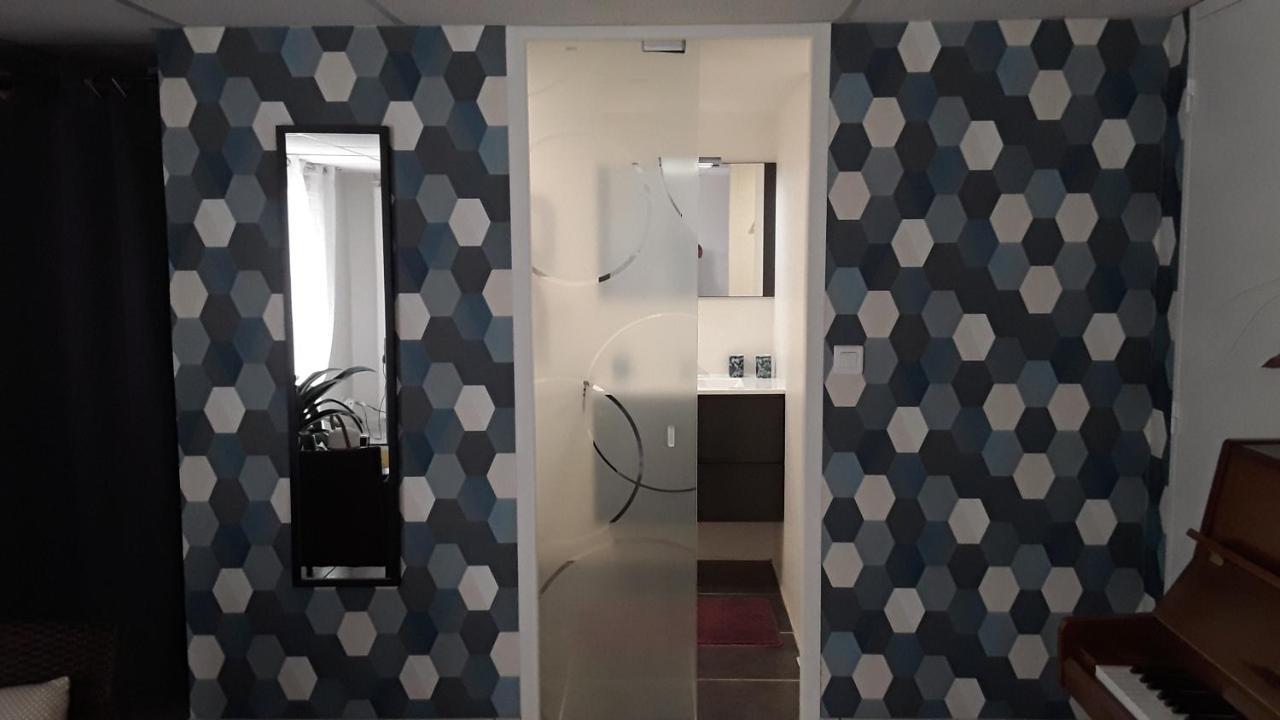 Suite Hauteurs De Vichy Creuzier-le-Vieux Luaran gambar